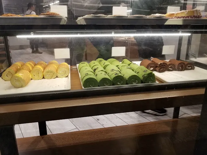 85°C Bakery Cafe - Century City Picture 1