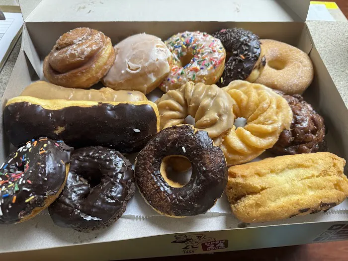 Winchell's Donut House Picture 6