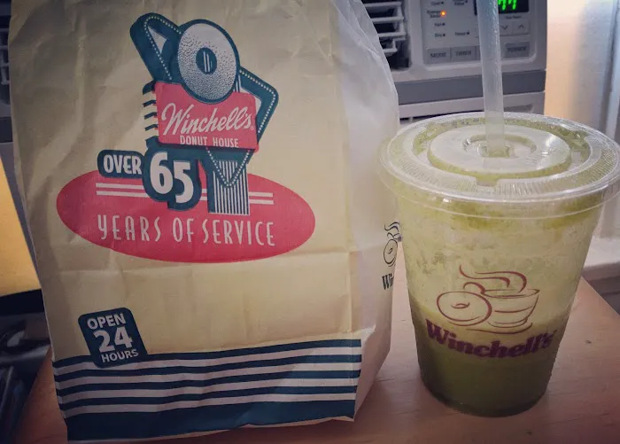 Winchell's Donut House Picture 2