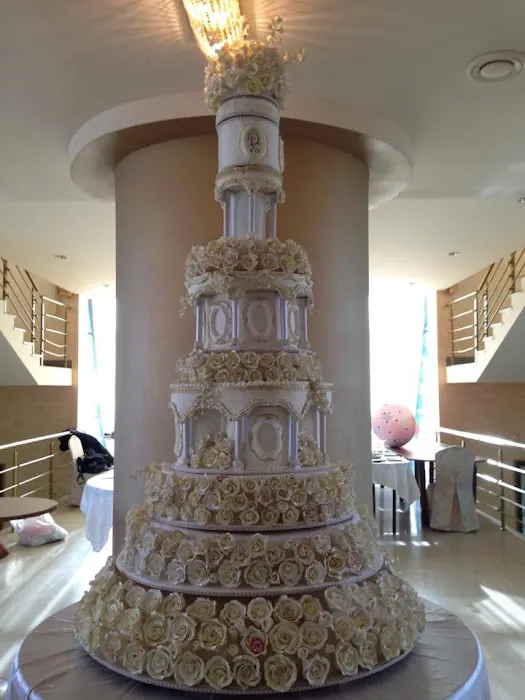 Irina's Bakery LA Picture 1