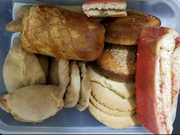 Panaderia El Salvador Picture 9