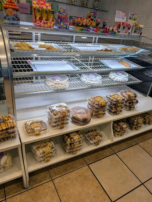 Papillon International Bakery Picture 9