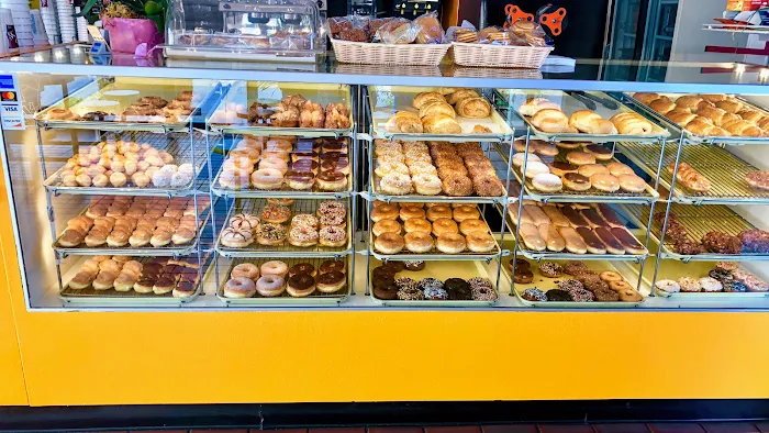 Universal Donuts Picture 9