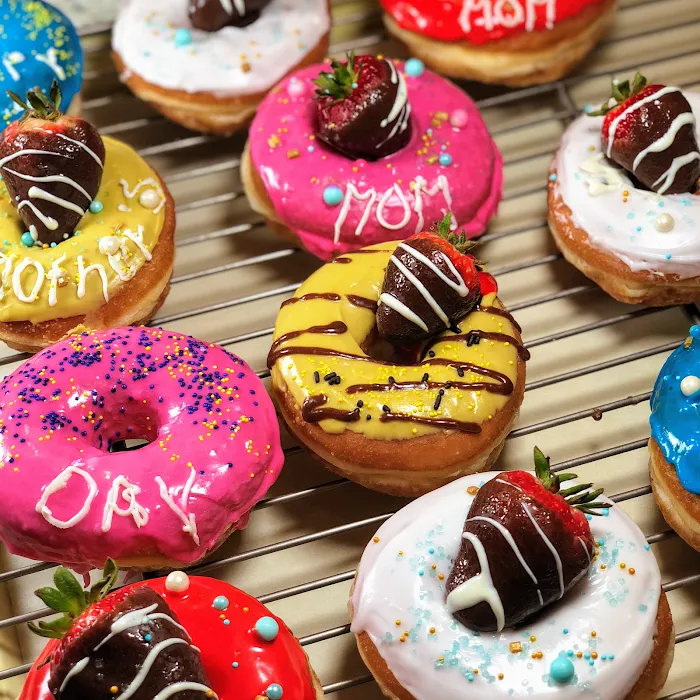 Universal Donuts Picture 8