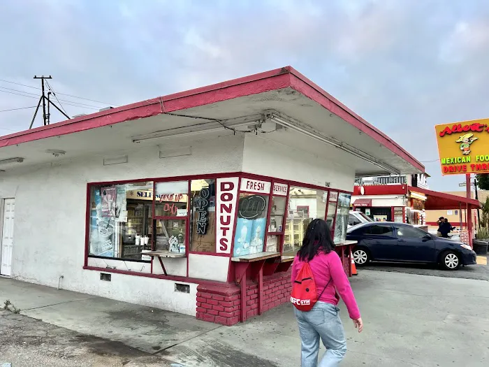 Baker's Dozen Donuts Picture 6