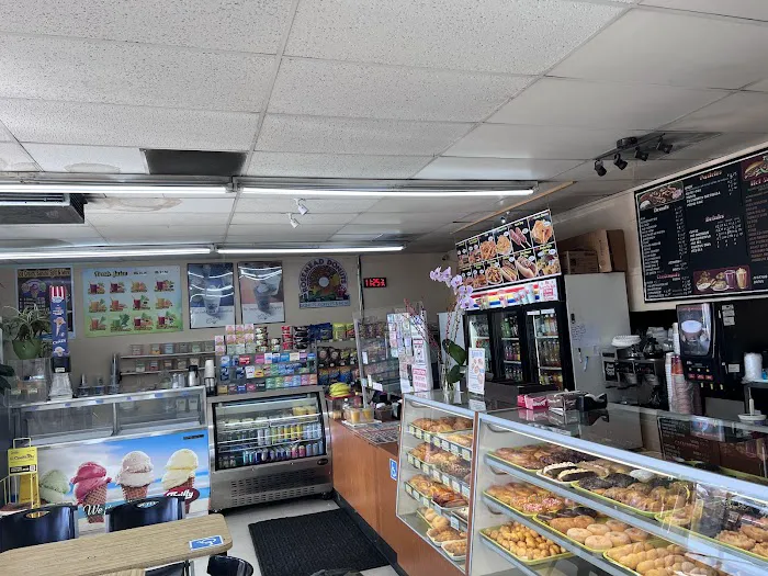 Rosemead Donuts Picture 2