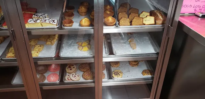La Mexicana Bakery Picture 6