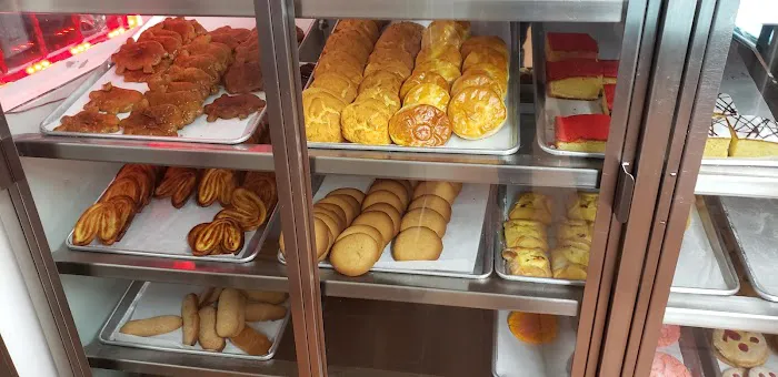 La Mexicana Bakery Picture 4