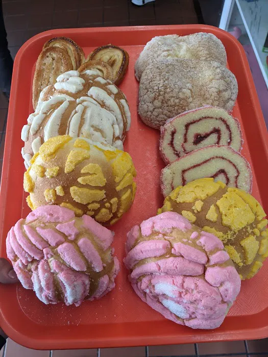 La Mexicana Bakery Picture 5