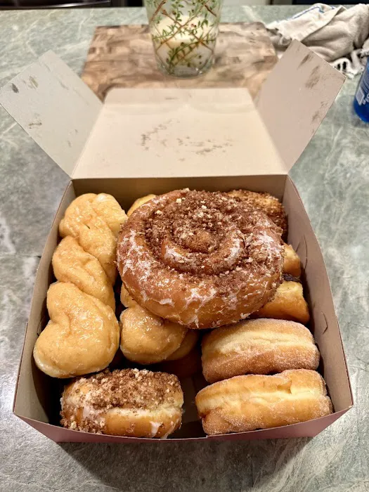 Queen's Donuts Picture 7