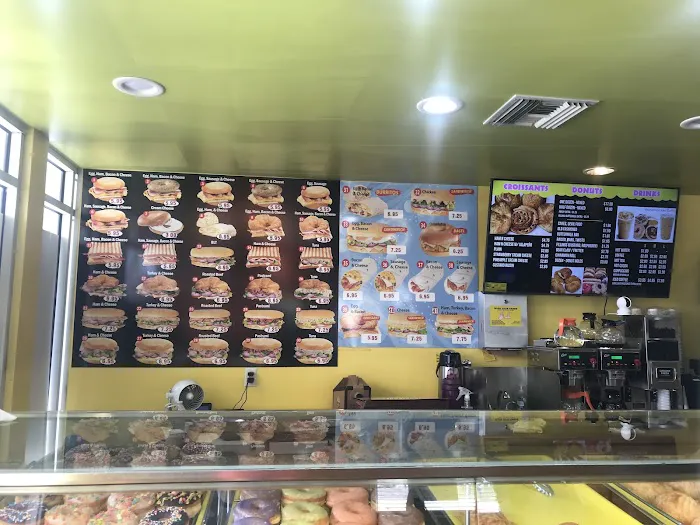 Alhambra Donuts Picture 9