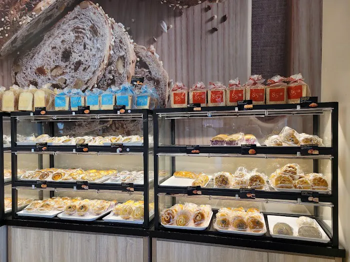 85°C Bakery Cafe - Alhambra Picture 5