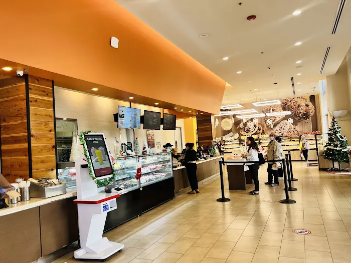 85°C Bakery Cafe - Alhambra Picture 1