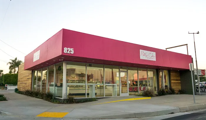Patty's Cakes and Desserts Picture 4