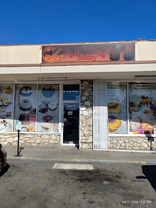 La Ideal Bakery Picture 5