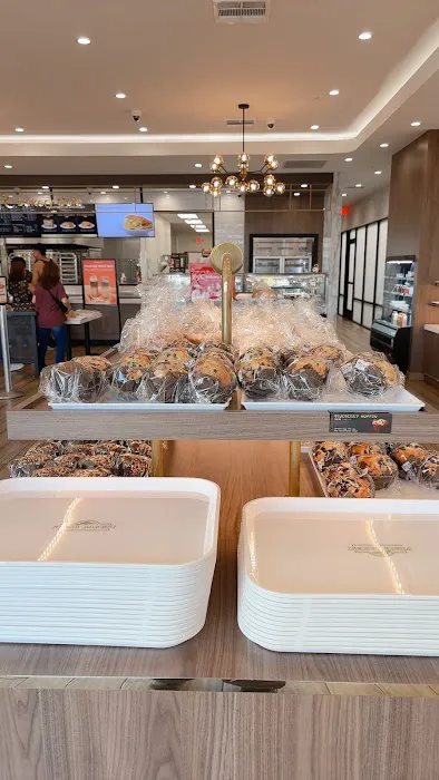 85°C Bakery Cafe - Anaheim Picture 9