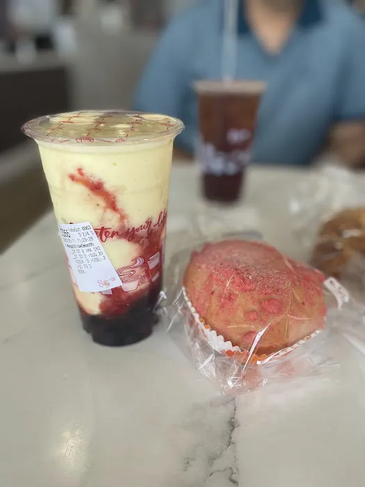 85°C Bakery Cafe - Anaheim Picture 5