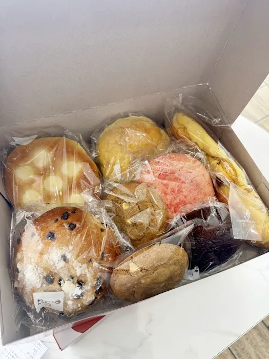 85°C Bakery Cafe - Anaheim Picture 6