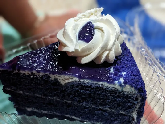 Red Ribbon Bakeshop Picture 9