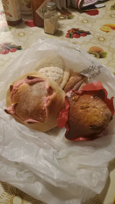 Panaderia La Union No. 2 Picture 3