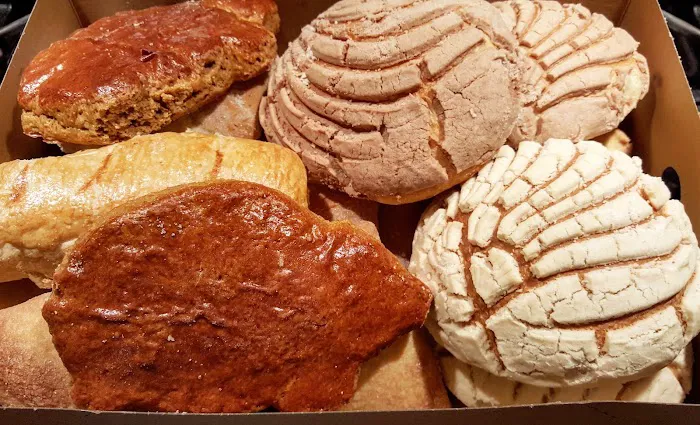 Brizuela's Bakery Picture 7