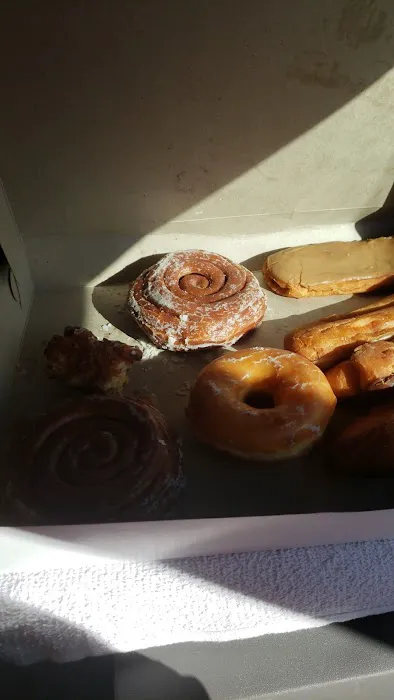 K & M Donuts Picture 4