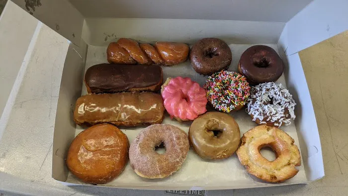 K & M Donuts Picture 3