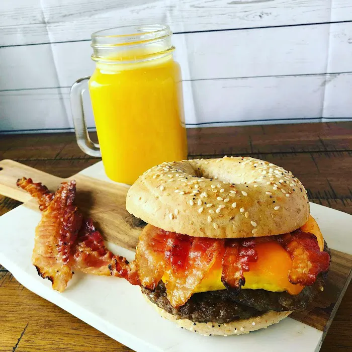 Bagels Tea lounge of HB Picture 9