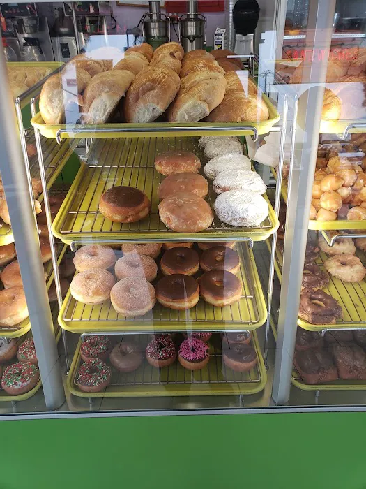 Gavin's Donuts Picture 9
