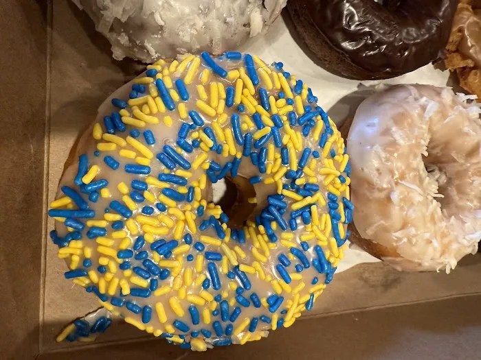 D & N Donuts Picture 4