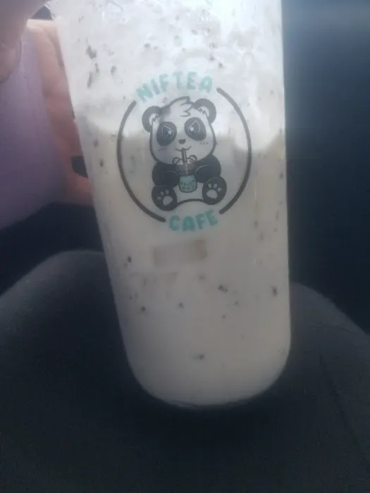 Niftea Cafe & Donuts Picture 1