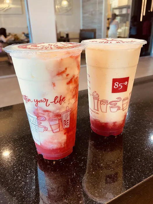 85°C Bakery Cafe - Garden Grove Picture 8