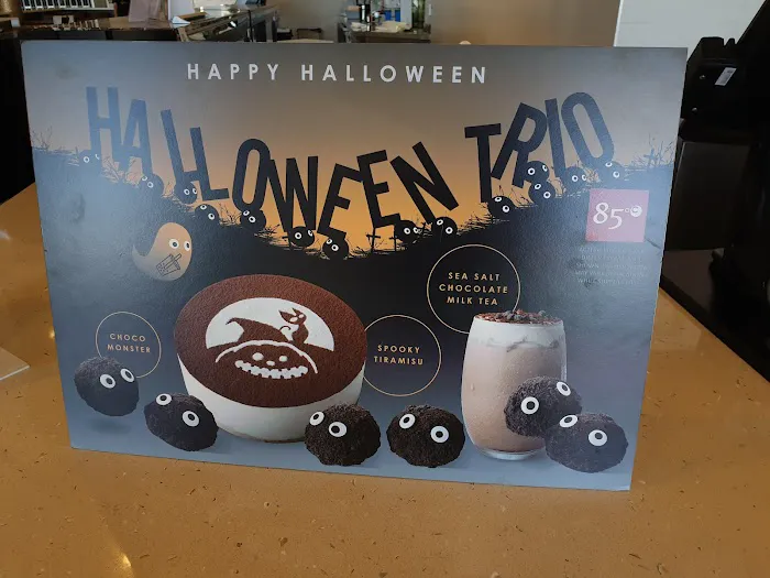 85°C Bakery Cafe - Garden Grove Picture 6