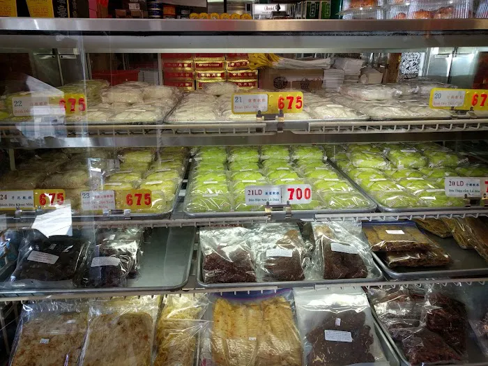 My Hiep Bakery Picture 2