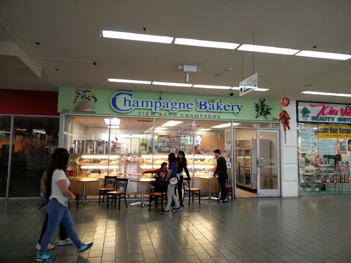 Champagne Bakery Picture 7