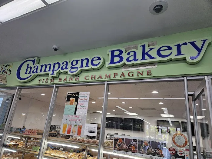 Champagne Bakery Picture 6