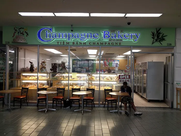 Champagne Bakery Picture 5