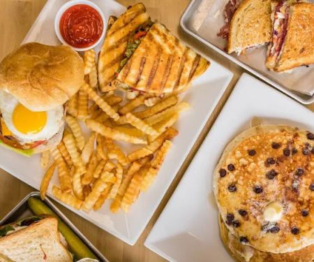 Joe's Bagel and Grill