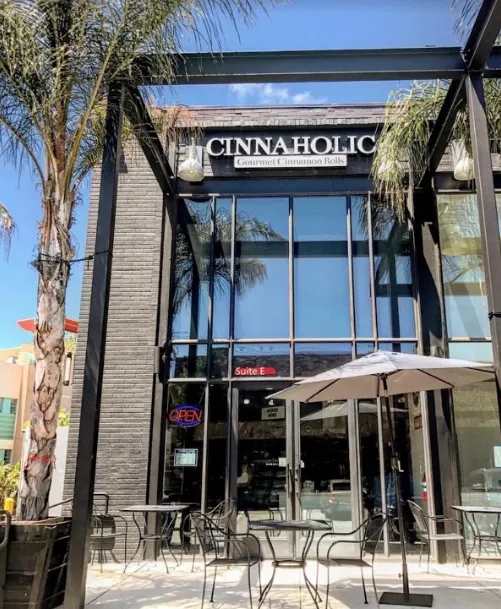 Cinnaholic Picture 9