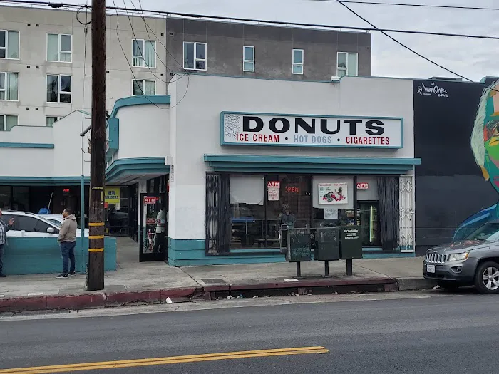 Echo Park Donut Picture 7
