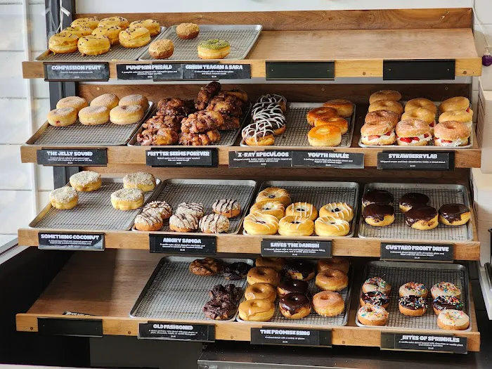 Donut Friend - Silver Lake Picture 10