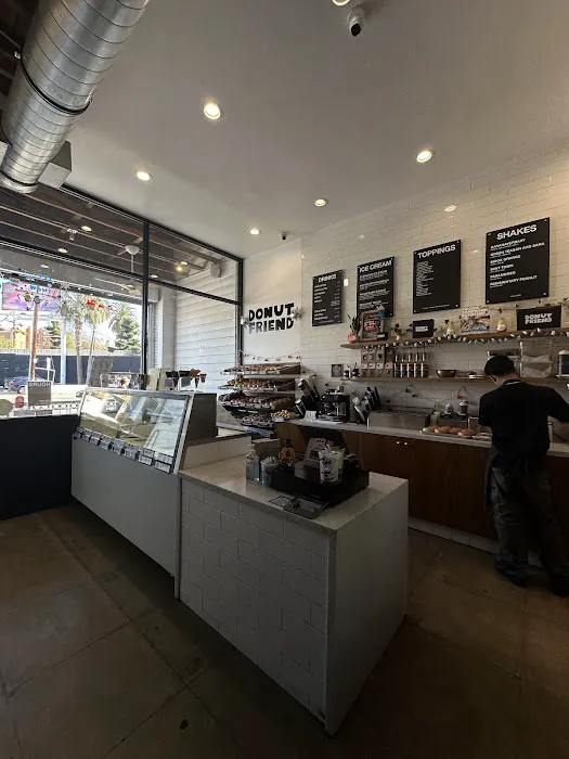 Donut Friend - Silver Lake Picture 4