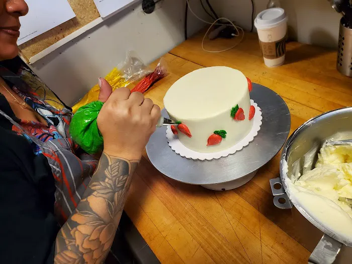Lark Cake Shop Picture 4