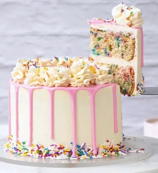 Lark Cake Shop Picture 8