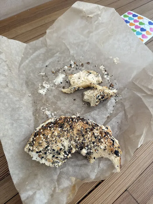 Saint-Raf Bagels Picture 5
