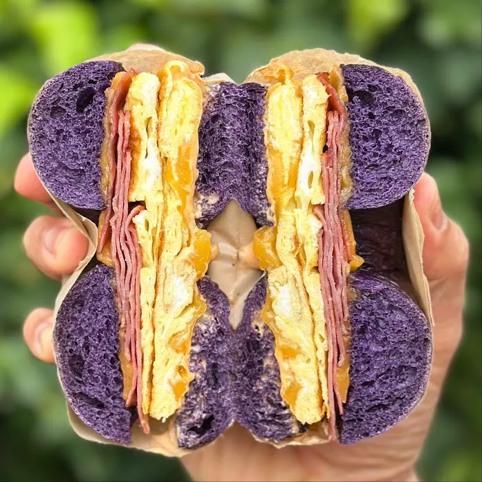 Saint-Raf Bagels Picture 10