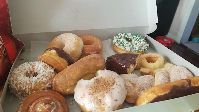 Yum Yum Donuts Picture 1