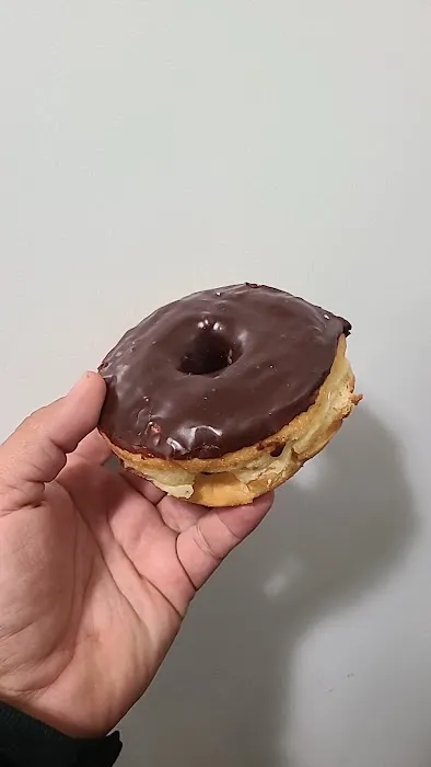 Yum Yum Donuts Picture 3