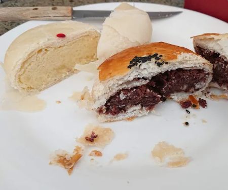 A & J Bakery
