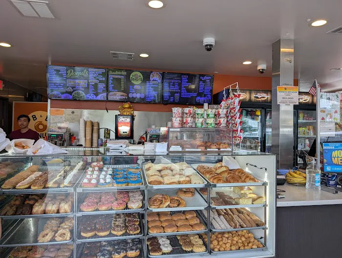 B & B Donuts Picture 8